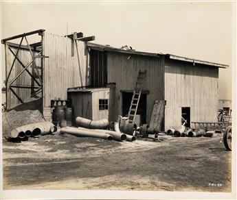 (FLOATING DRY DOCK CONSTRUCTION) Archive with 15 albums, containing 79 photographs documenting the step-by-step construction by The Tul
